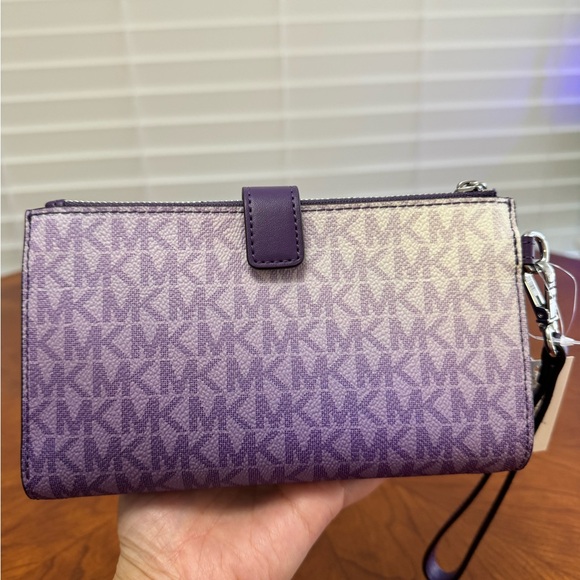 Michael Kors Purple Tote and Wallet Set - Picture 11 of 13